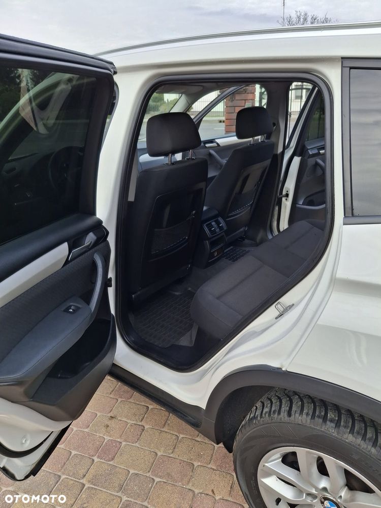 BMW X3 xDrive20d - 12