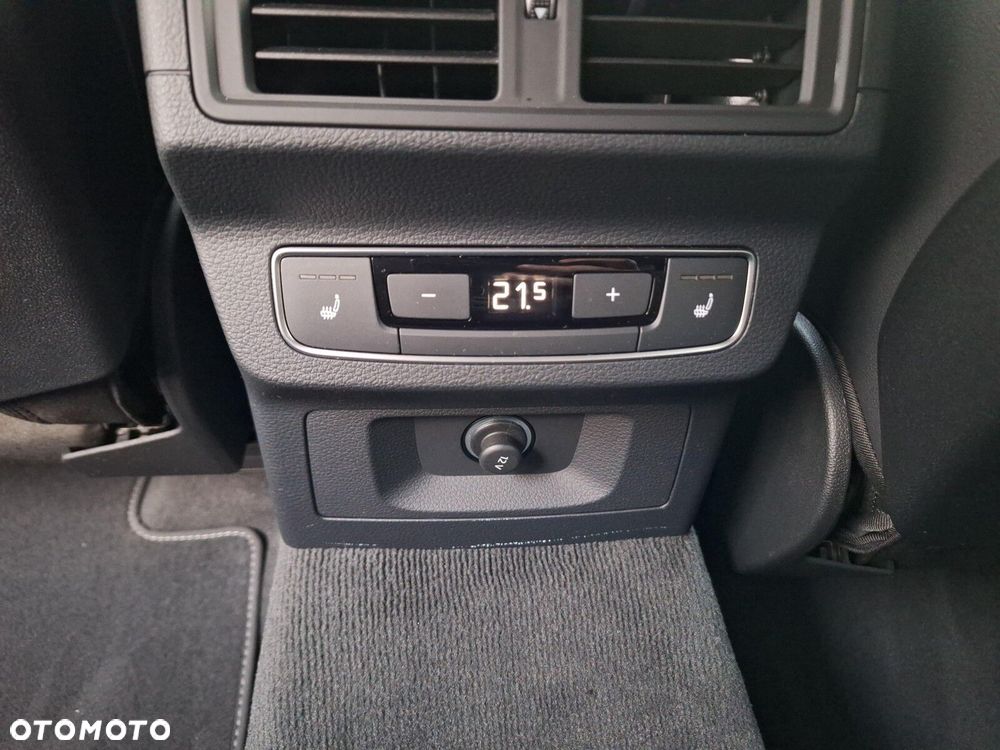 Audi Q5 Sportback - 14