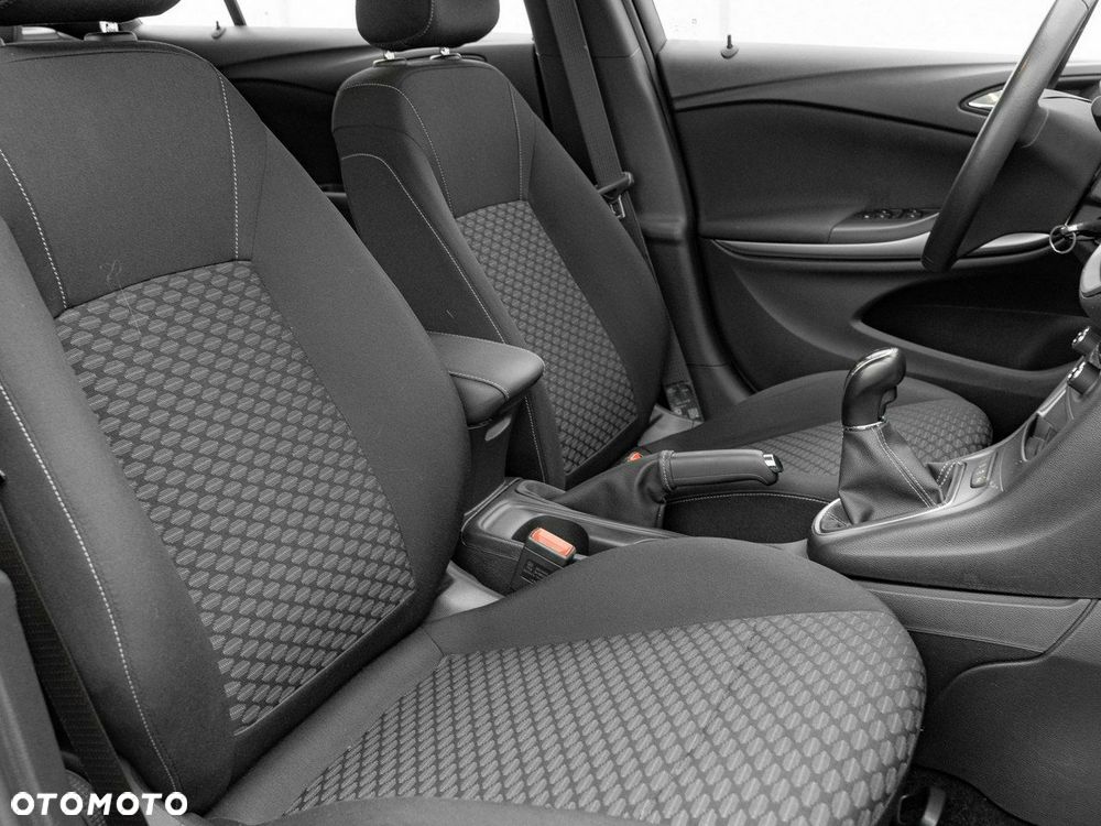 Opel Astra 1.2 T Edition S&S - 31