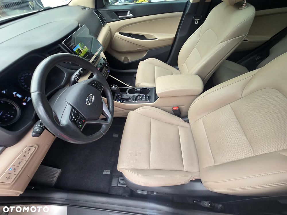 Hyundai Tucson 1.6 Turbo 4WD DCT Premium - 27