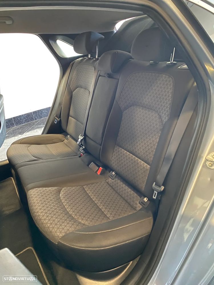 Kia Ceed 1.0 T-GDI 120 OPF Nightline Edition - 4