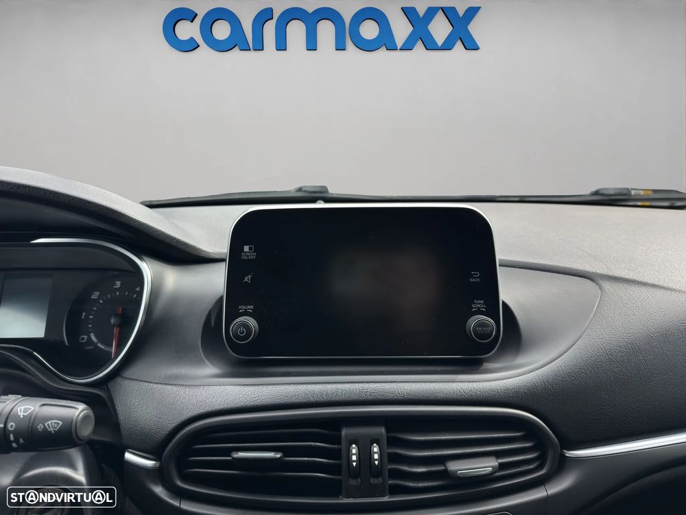 Fiat Tipo Station Wagon 1.3 M-Jet Lounge - 16