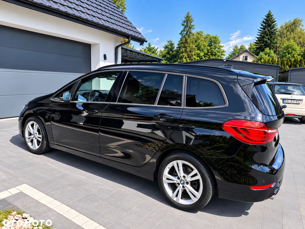 BMW Seria 2 218d Luxury Line - 2