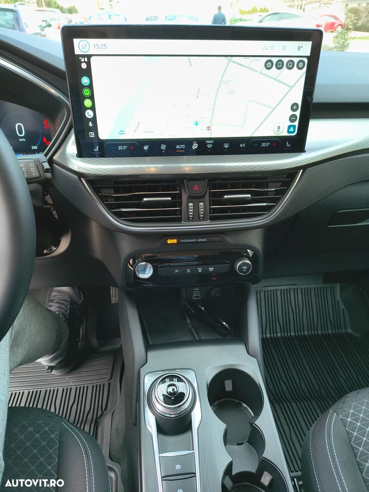 Ford Kuga 2.5 Duratec FWD PHEV Titanium - 10