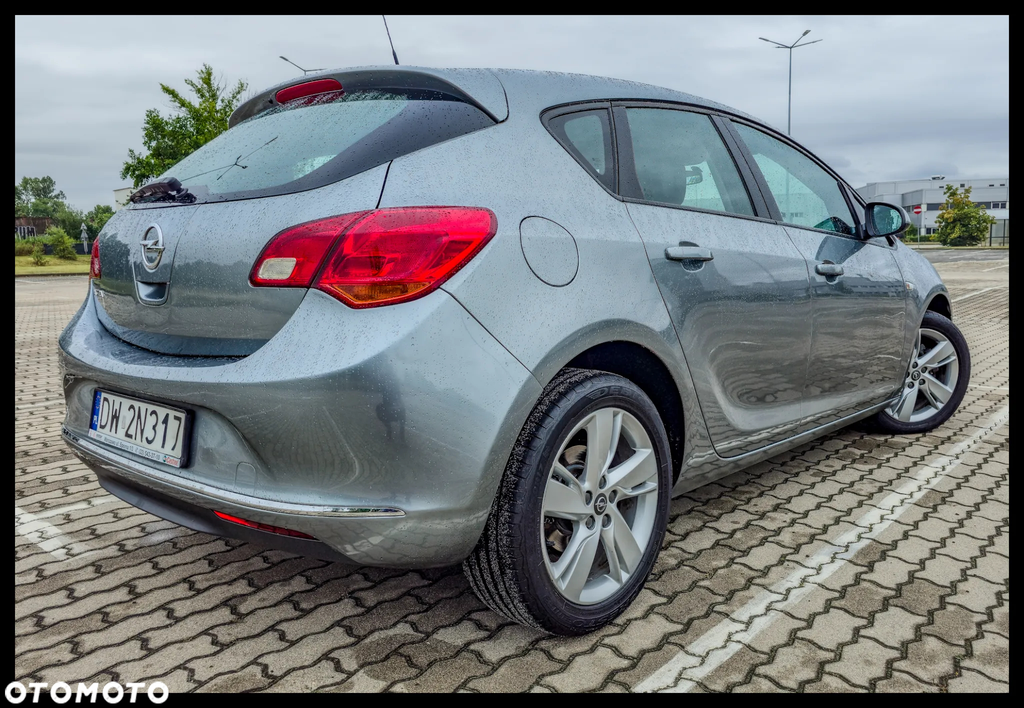 Opel Astra IV 1.4 T Enjoy - 2
