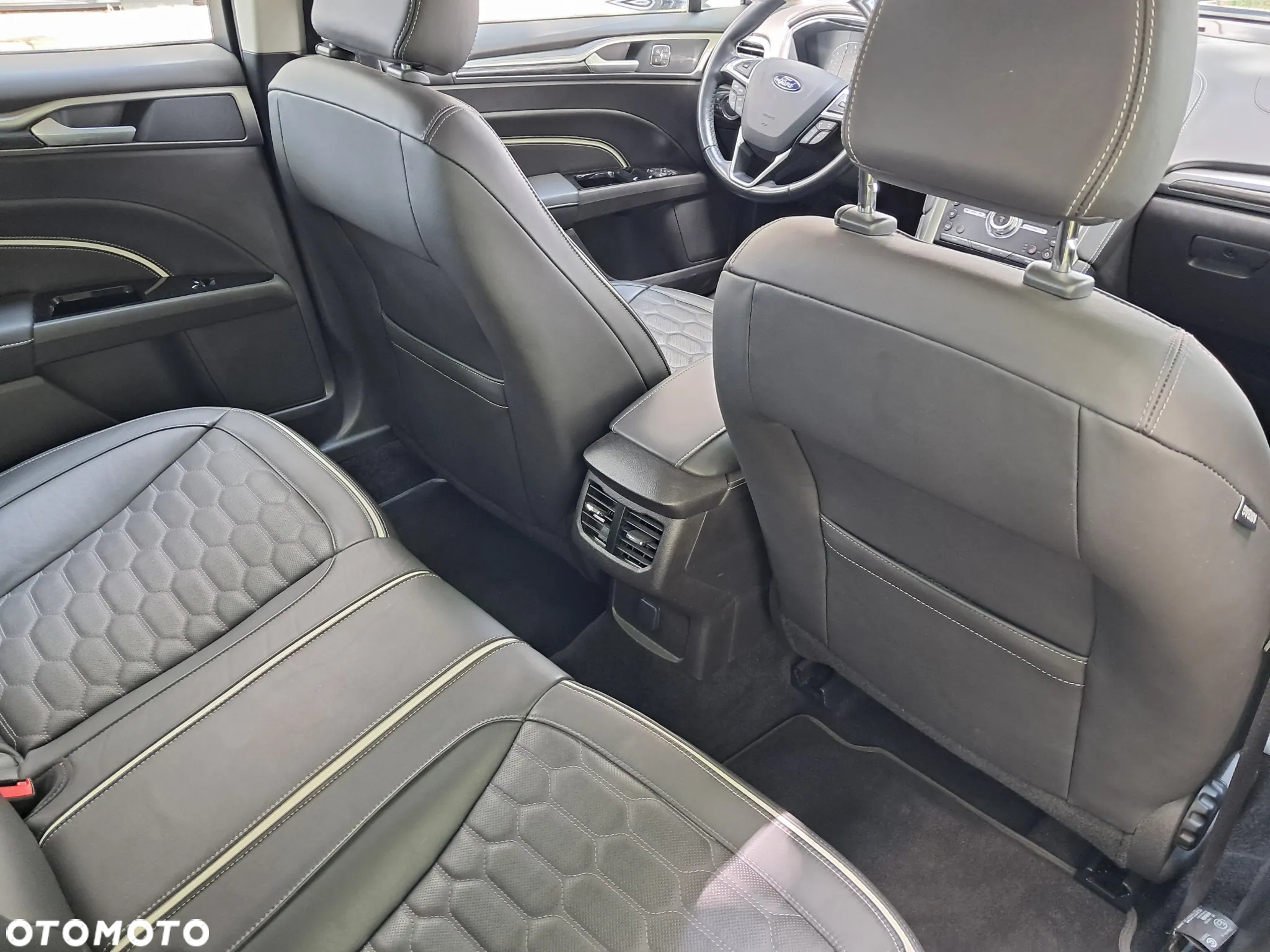 Ford Mondeo 2.0 EcoBlue Vignale AWD - 15