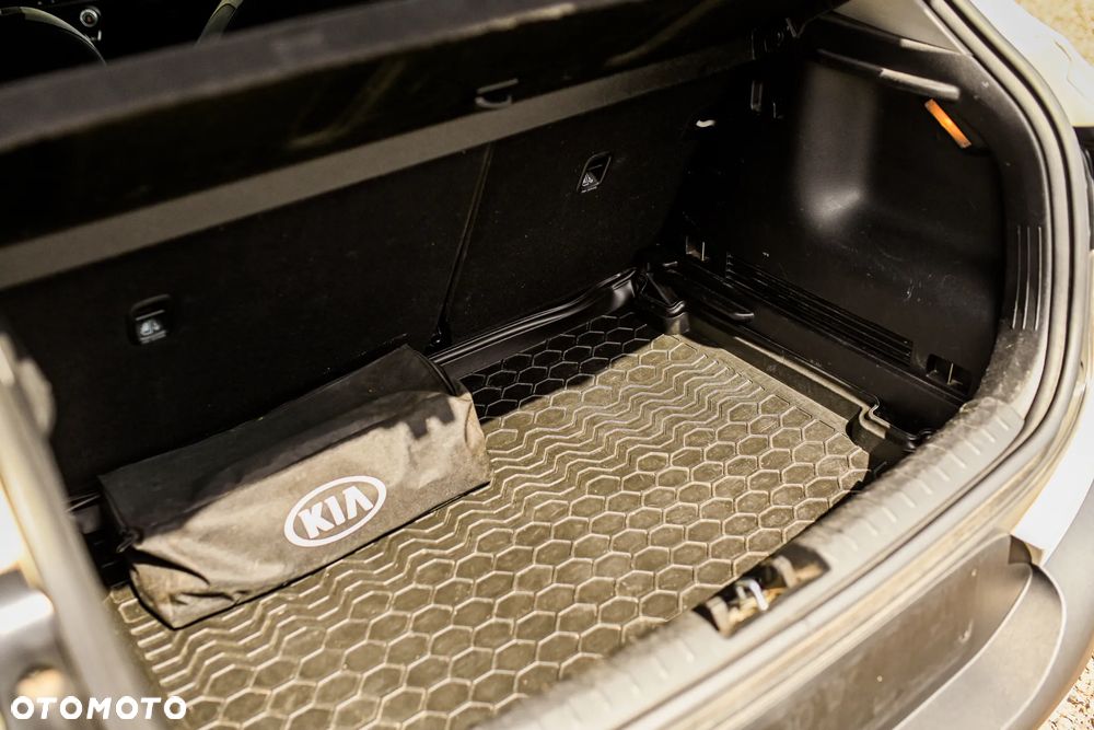 Kia Stonic 1.0 T-GDI 120 DCT OPF Edition 7 - 33