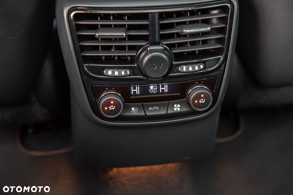 Peugeot 508 RXH 2.0 HDi HYbrid4 - 30