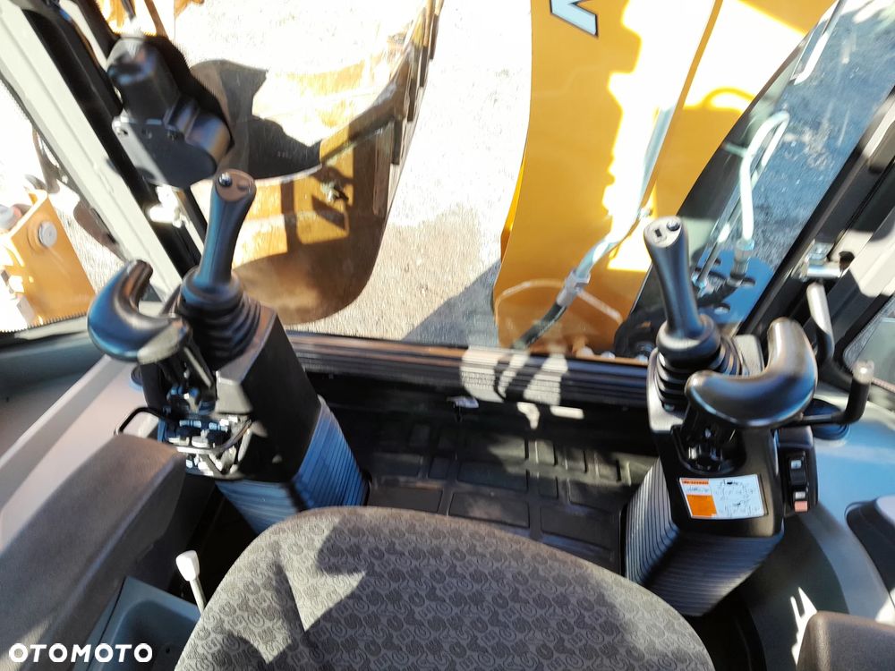 Case 580SV 2023R - 19