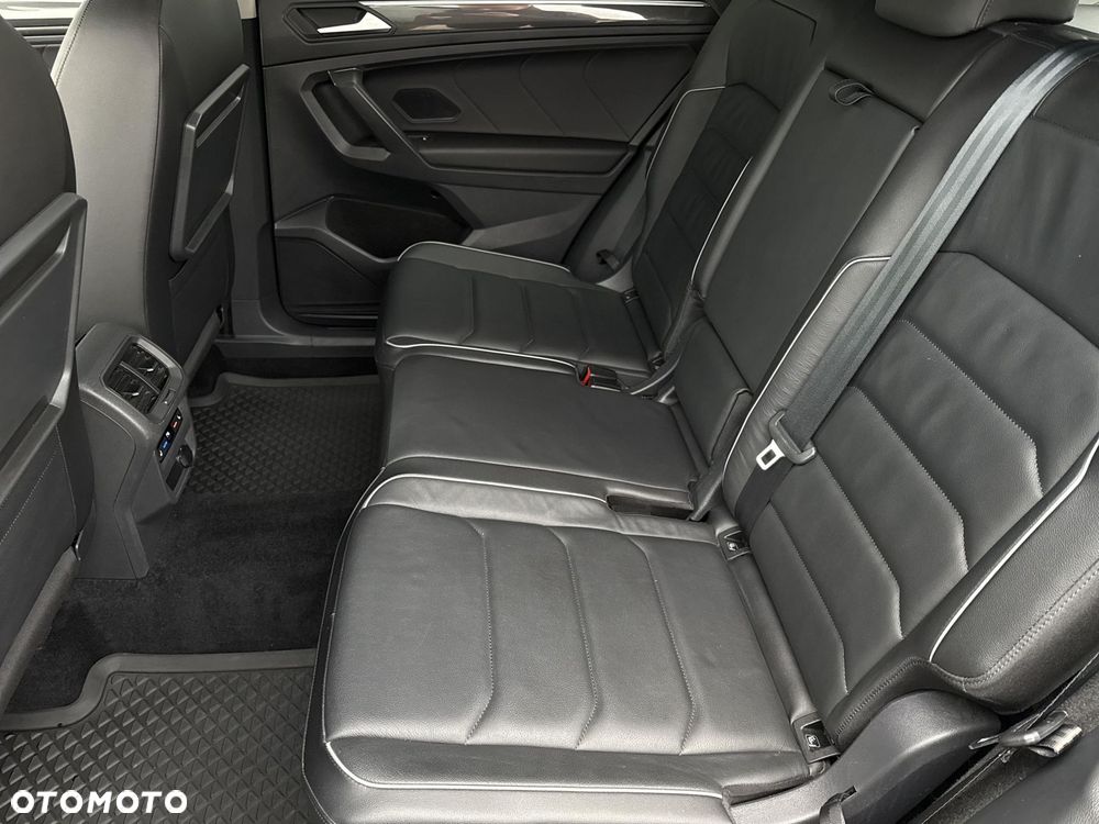 Volkswagen Tiguan Allspace 2.0 TSI 4Mot Highline DSG - 12