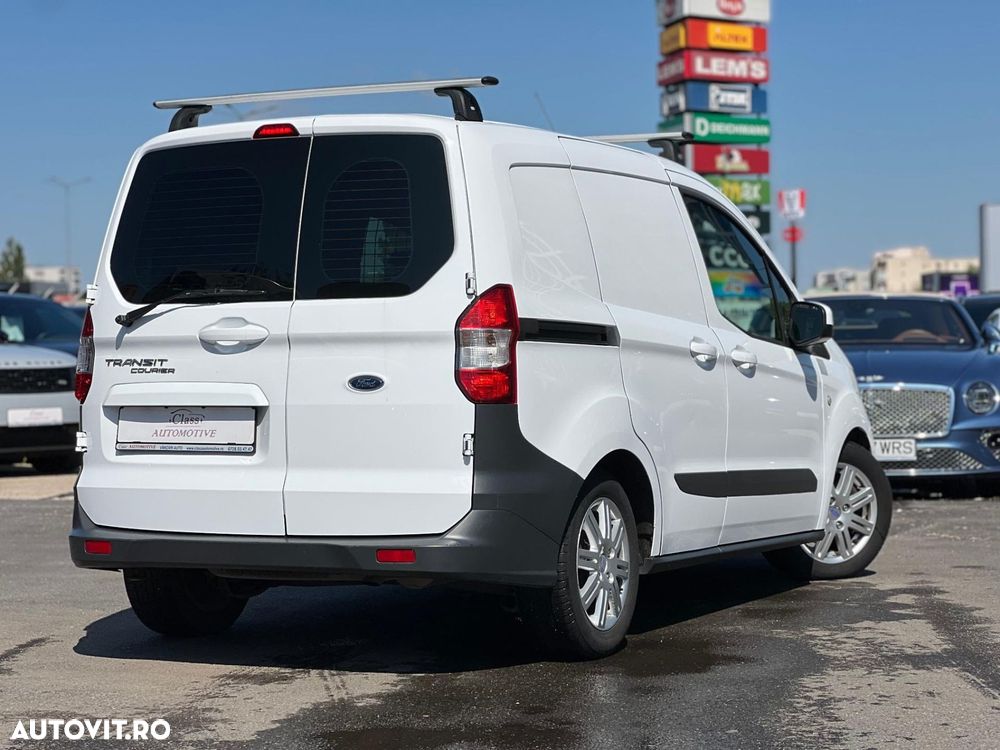Ford Courier - 7