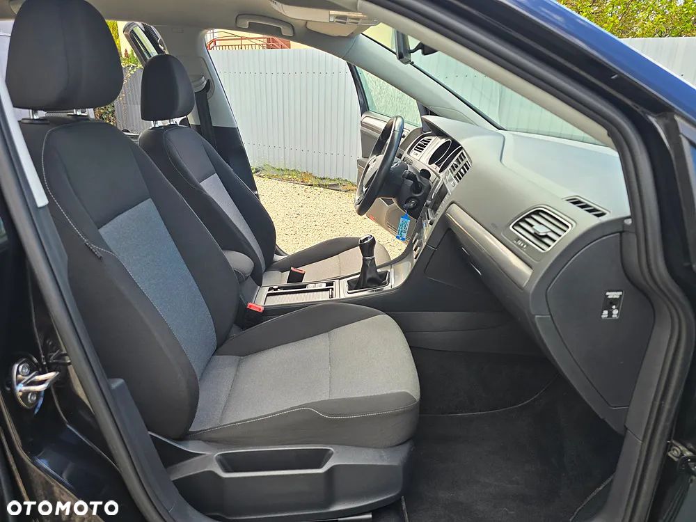 Volkswagen Golf 1.2 TSI BlueMotion Technology Comfortline - 20