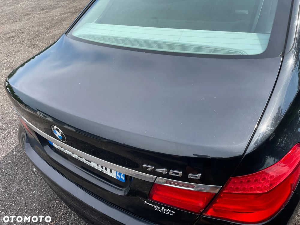 BMW Seria 7 740d - 8