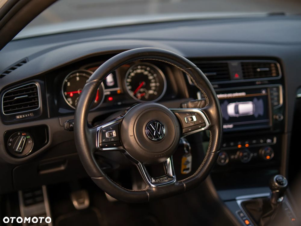 Volkswagen Golf GTD (BlueMotion Technology) - 9