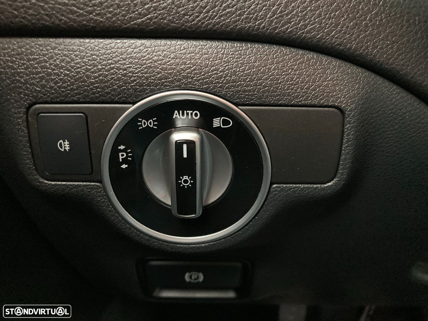 Mercedes-Benz CLA 180 d AMG Line - 17