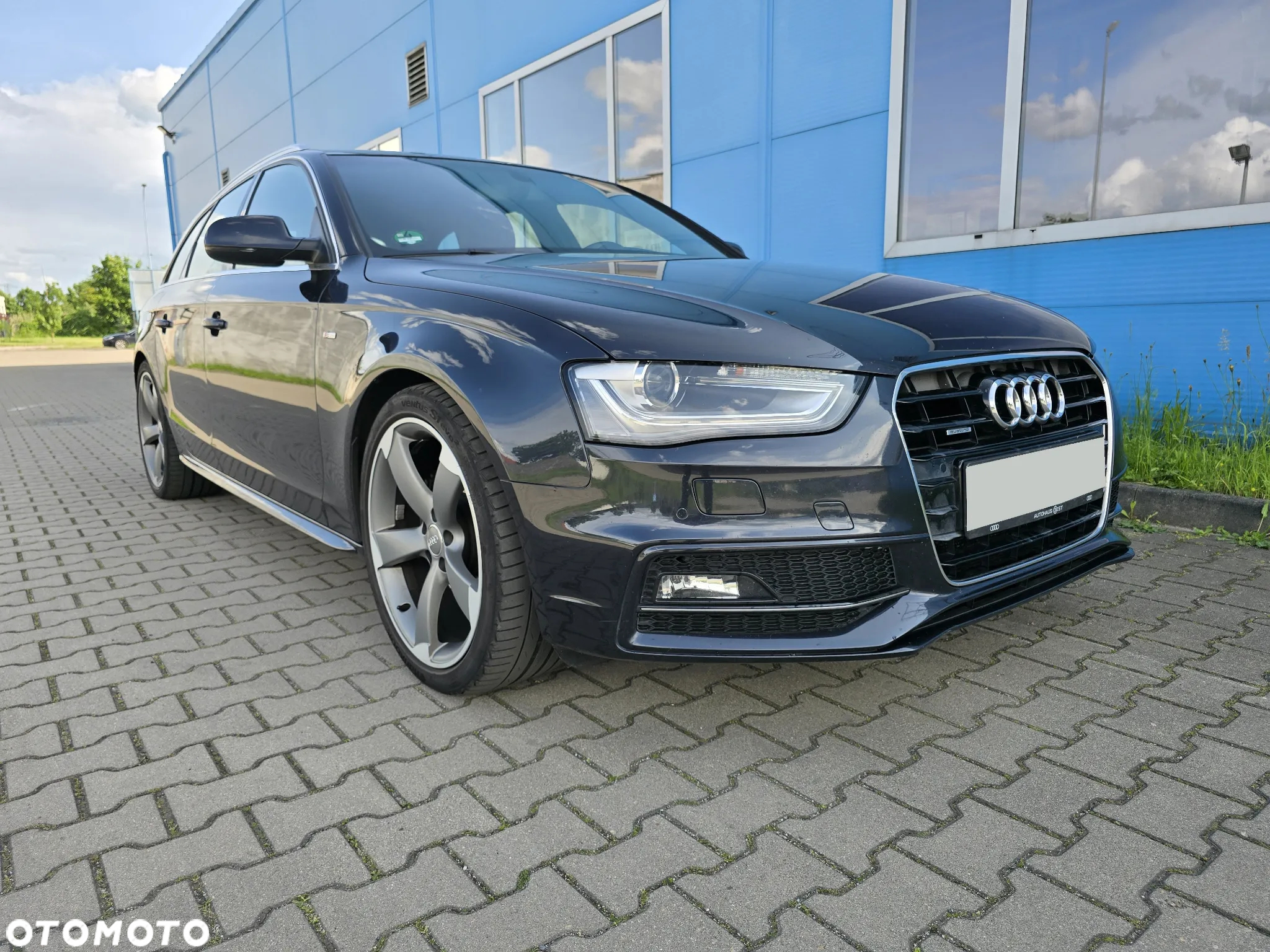 Audi A4 Avant 2.0 TDI DPF clean diesel quattro S tronic S line Sportpaket - 8