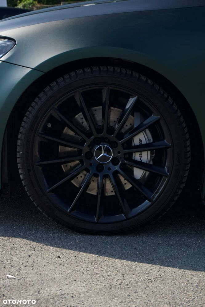 Mercedes-Benz Klasa E AMG 53 4Matic+ AMG Speedshift TCT-9G - 3