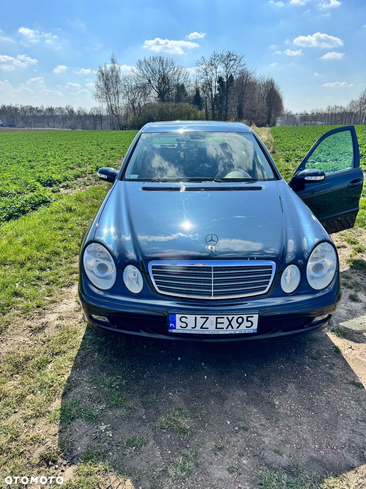 Mercedes-Benz Klasa E 200 Kompressor Classic - 17