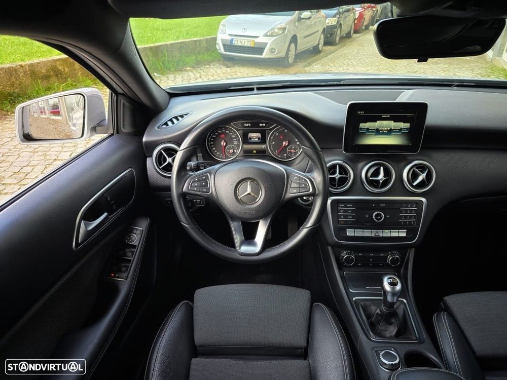 Mercedes-Benz A 180 d Style - 26