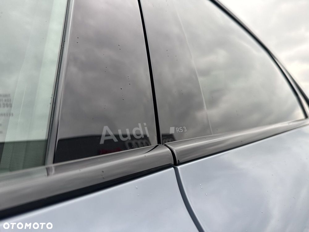 Audi RS3 Limousine - 20