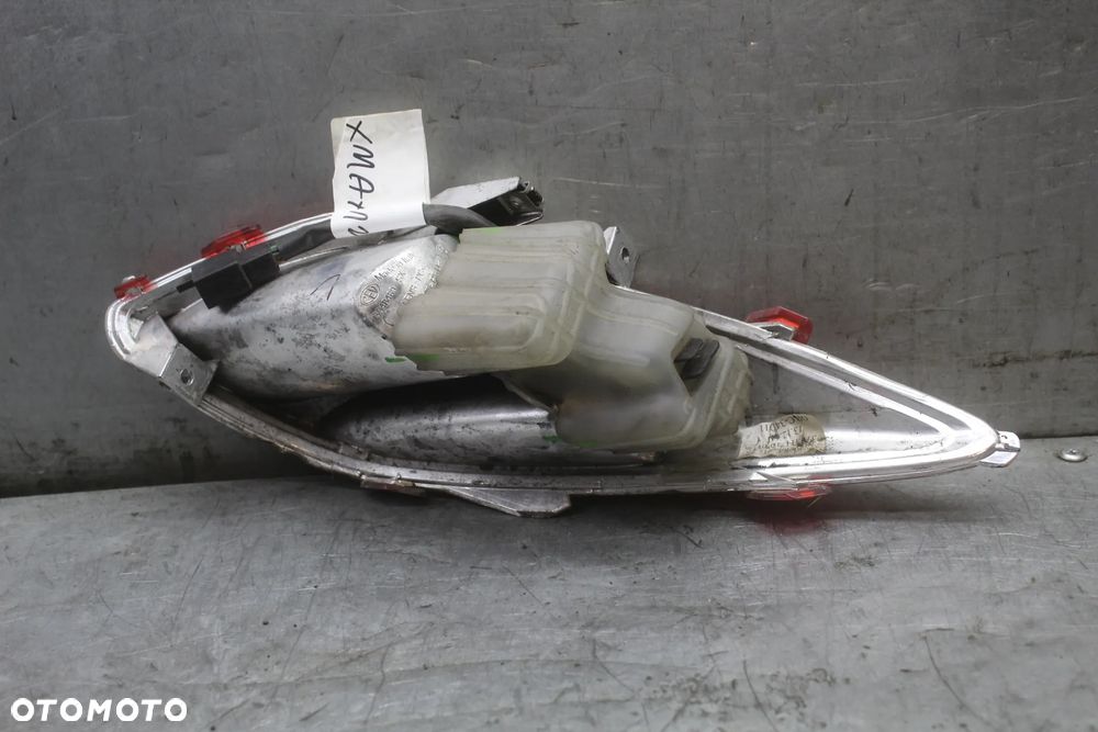 Yamaha Xmax X Max 125 12r Lampa tył tylna lewa - 2