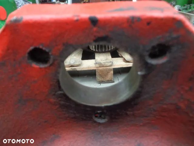 Zwrotnica mostu Carraro 20.25SI McCormick XTX185 - 8