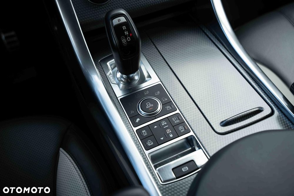 Land Rover Range Rover Sport - 21