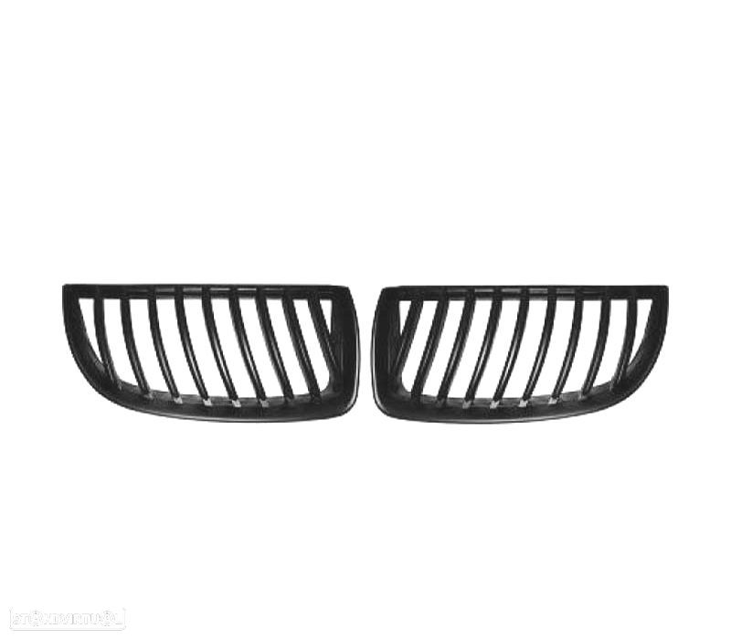 GRELHAS FRONTAIS BMW E90 05-08 PRETAS - 1