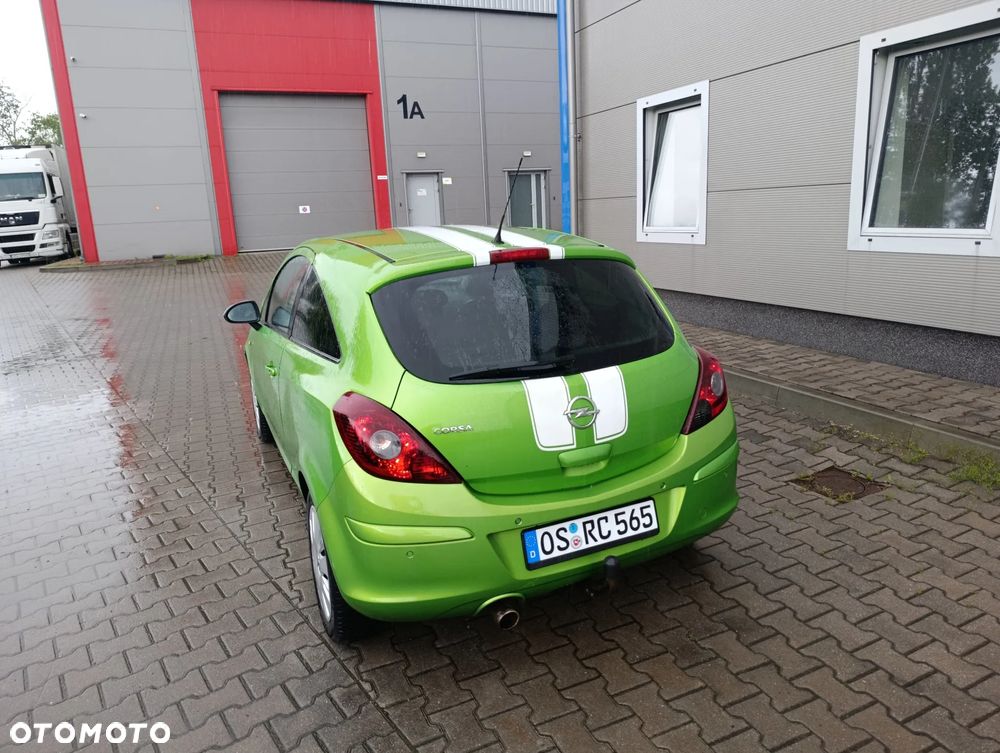 Opel Corsa 1.4 16V Sport - 8