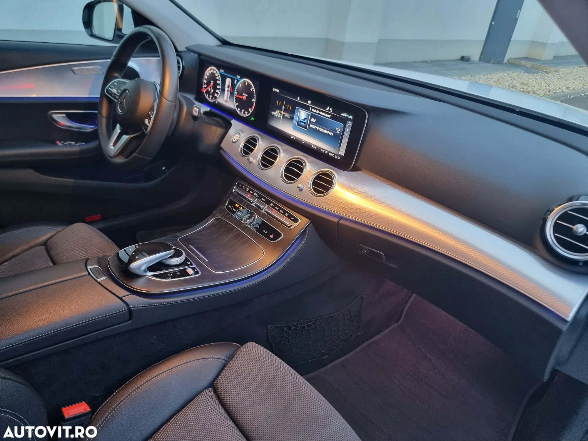 Mercedes-Benz E 220 d T 9G-TRONIC Avantgarde - 16