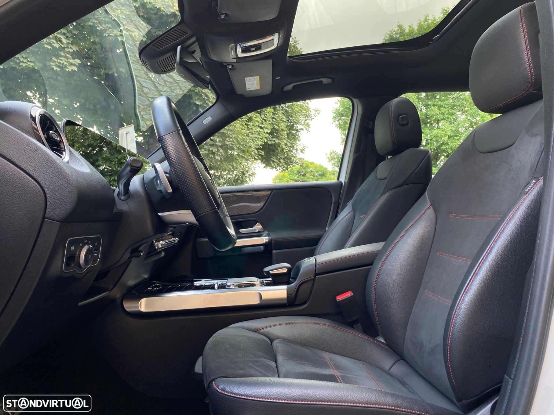 Mercedes-Benz GLB 180 d AMG Line - 14
