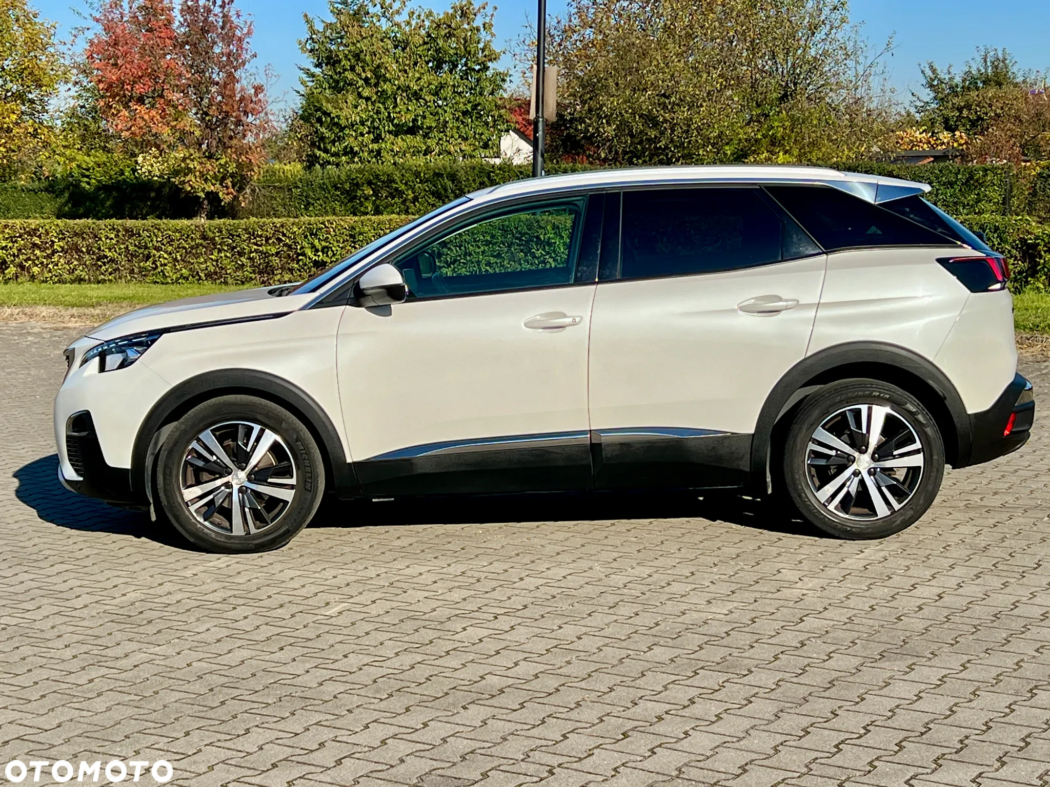 Peugeot 3008 BlueHDi 120 Stop & Start EAT6 Allure - 3