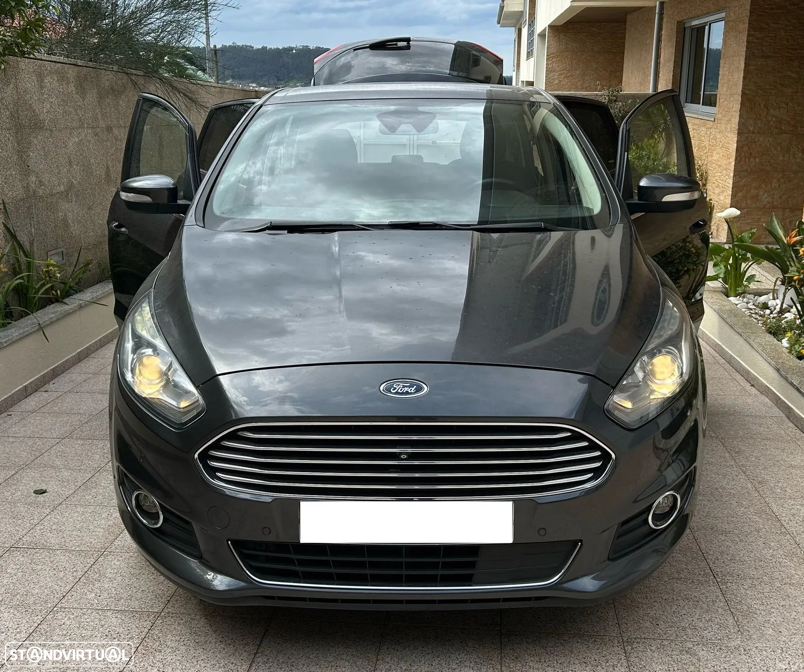 Ford S-Max 2.0 TDCi Titanium AWD - 3