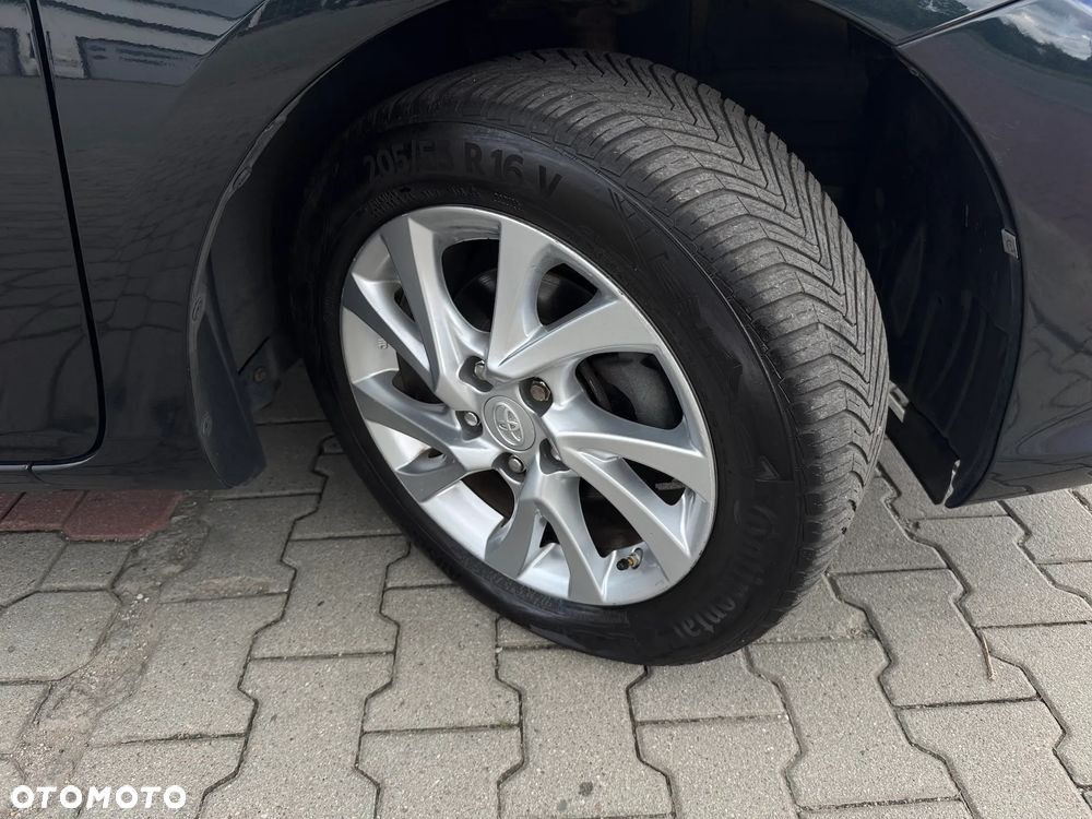 Toyota Auris 1.33 Dual-VVT-i Life - 13