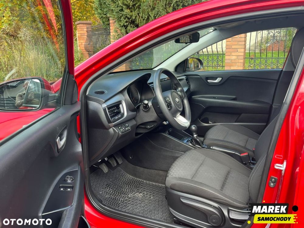 Kia Rio - 10