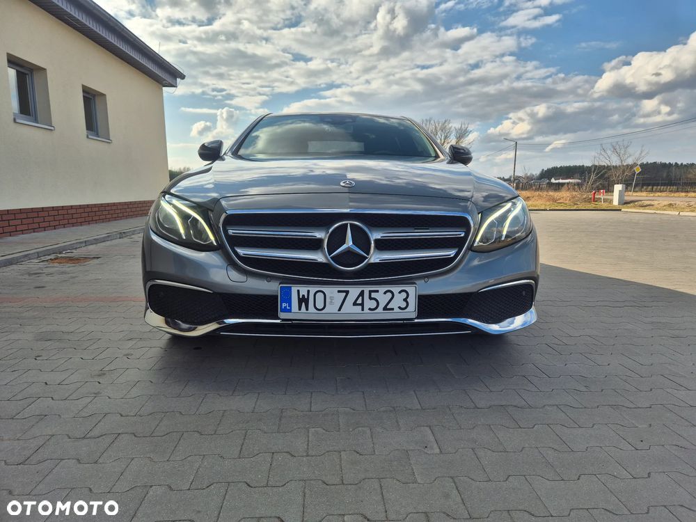Mercedes-Benz Klasa E 220 d 9G-TRONIC - 5