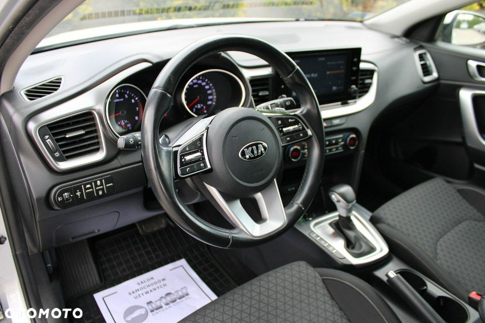 Kia Ceed 1.4 T-GDI M DCT - 21