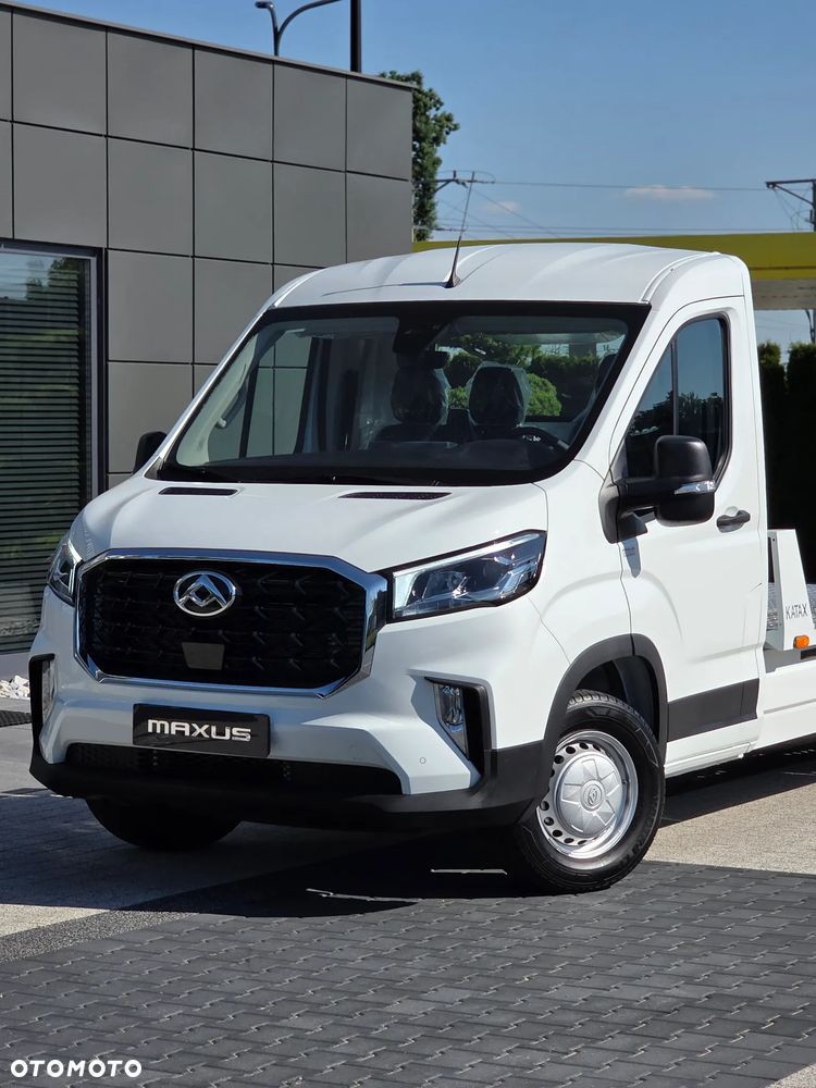 Maxus DELIVER 9 LAWETA POMOC DROGOWA HOLOWNIK I Fabrycznie Nowy I Dostępne od Reki I Promocyjny Leasing 102% I 5 lat Gwarancji I Bardzo Bogate Wyposażenie I - 36