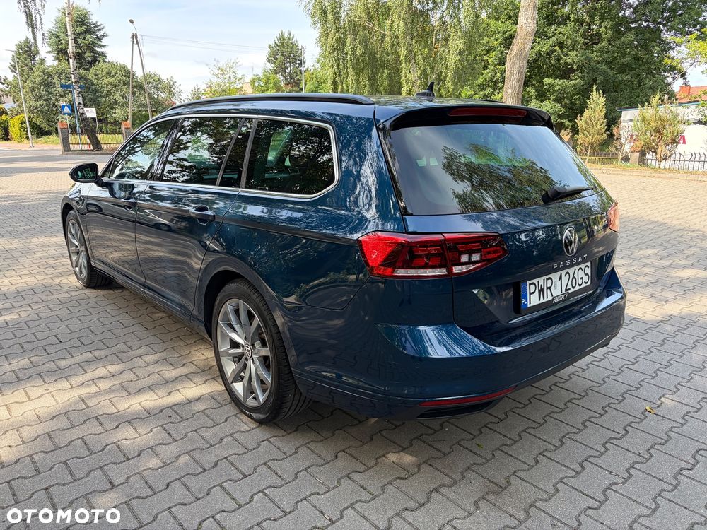 Volkswagen Passat 2.0 TDI EVO Elegance DSG - 8