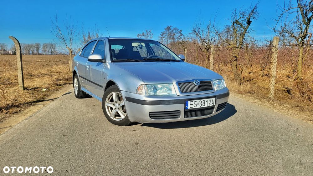 Skoda Octavia 1.6 Tour Classic - 1