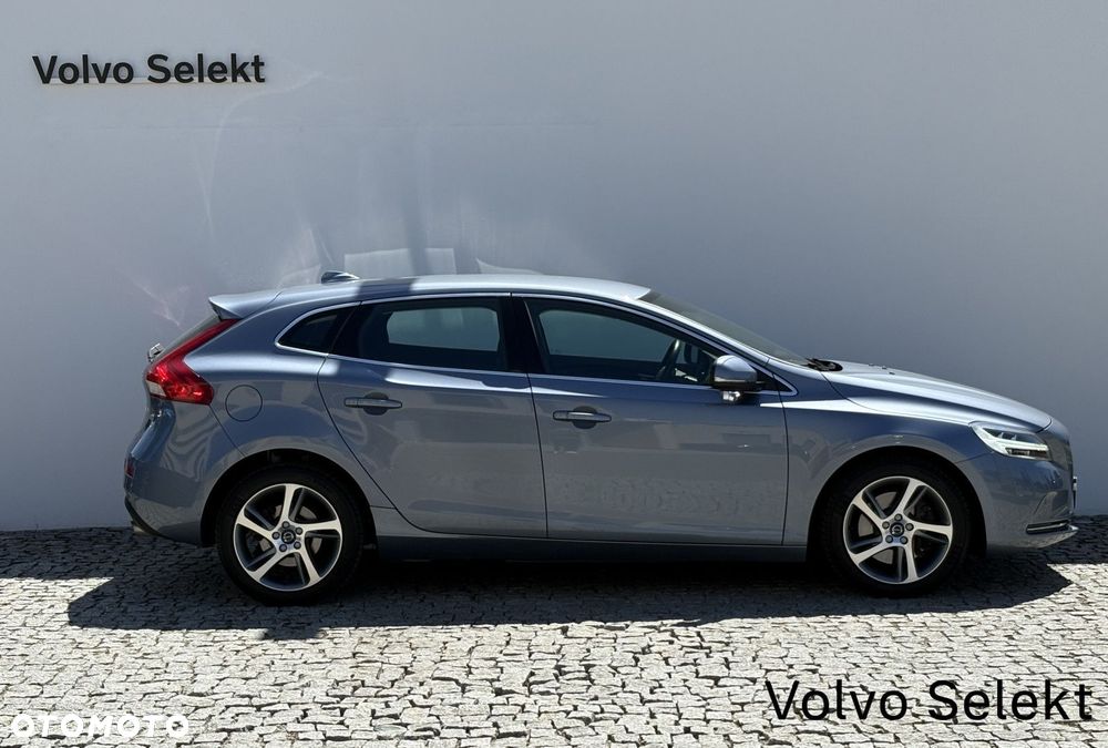 Volvo V40 - 6