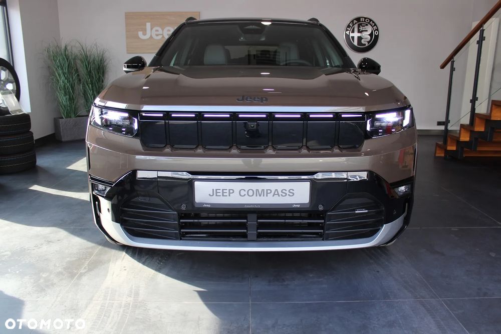 Jeep Compass 73.7kWh First Edition FWD - 5