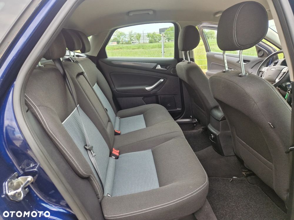 Ford Mondeo 2.0 TDCI Trend - 12