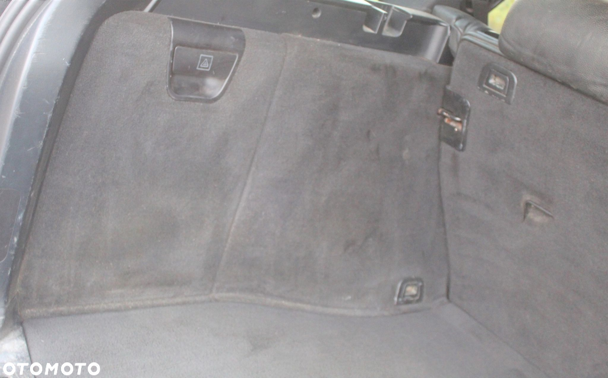 WYKŁADZINA BAGAŻNIKA BMW X5 E53 PODŁOGA BOCZKI - 2