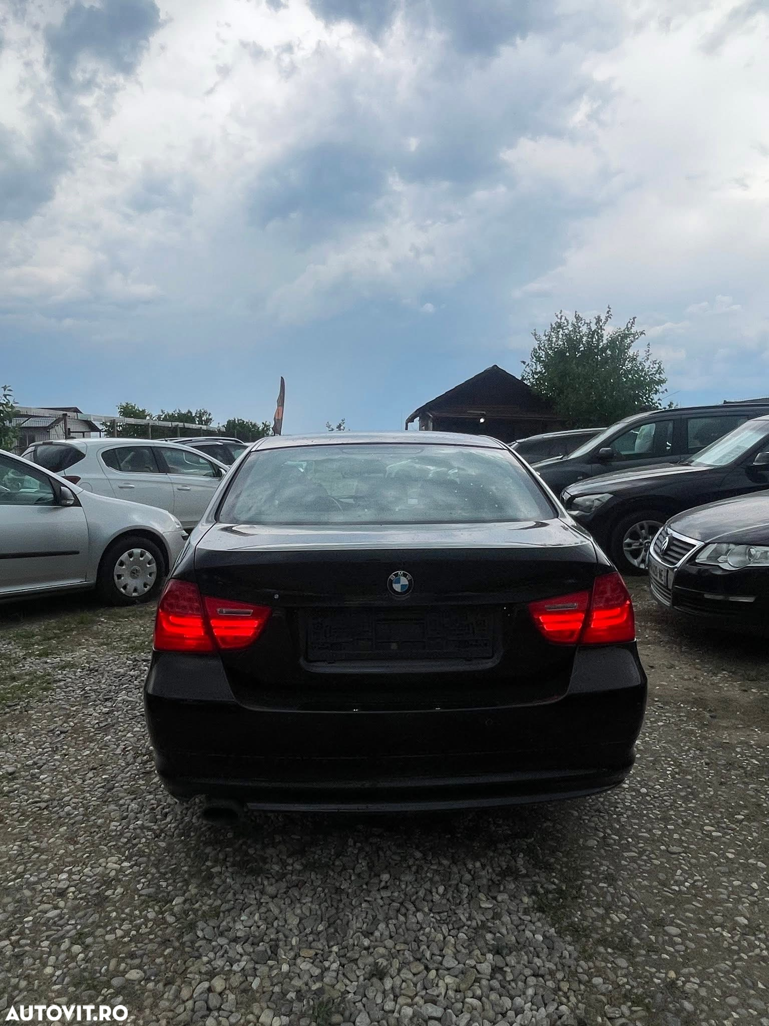 BMW Seria 3 320d - 6