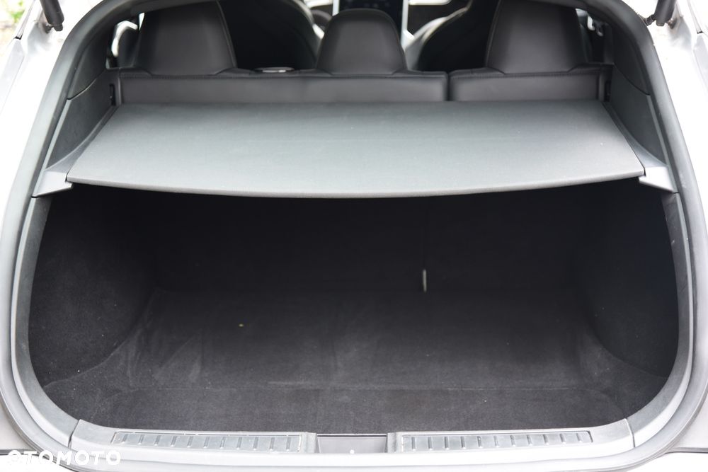 Tesla Model S 75D Allradantrieb - 18