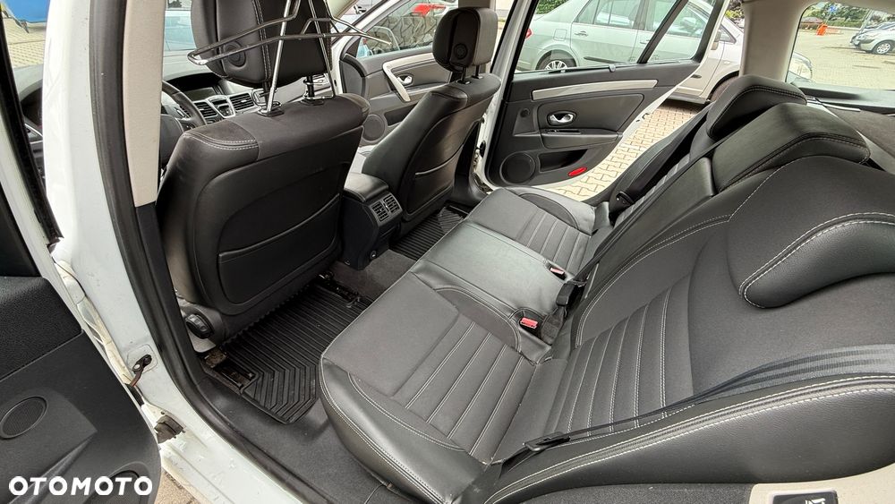 Renault Laguna 2.0 dCi Tech Run - 15