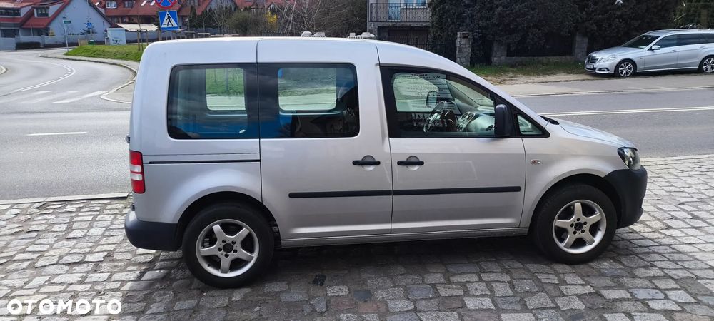 Volkswagen Caddy Trendline Mixt - 3