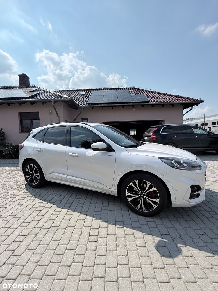 Ford Kuga 2.5P PHEV FWD ST-Line - 9