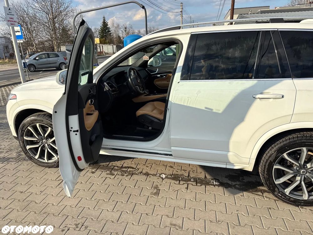 Volvo XC 90 T6 AWD Geartronic Momentum - 4